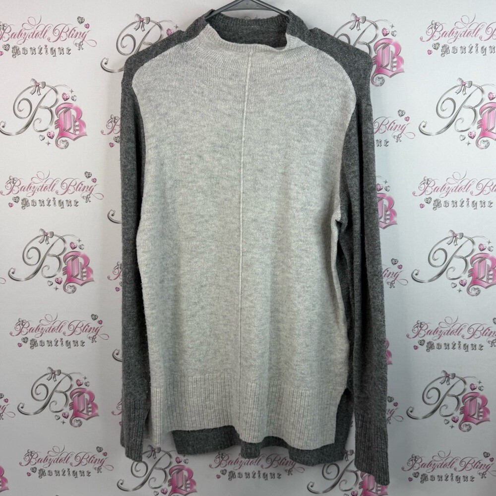 Joe Fresh sweater dual color soft Two-Tone Gray Women's Turtleneck Sweater